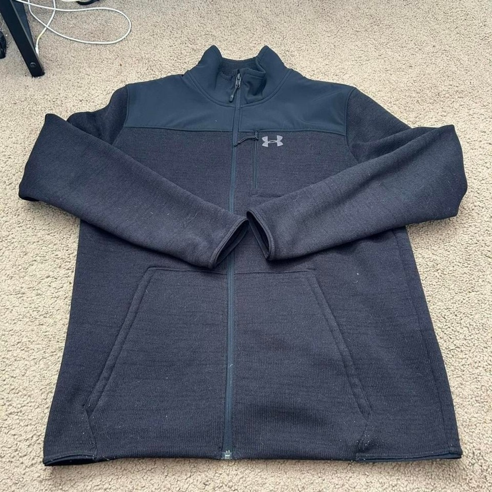 Under Armour black fleece‎ winter jacket